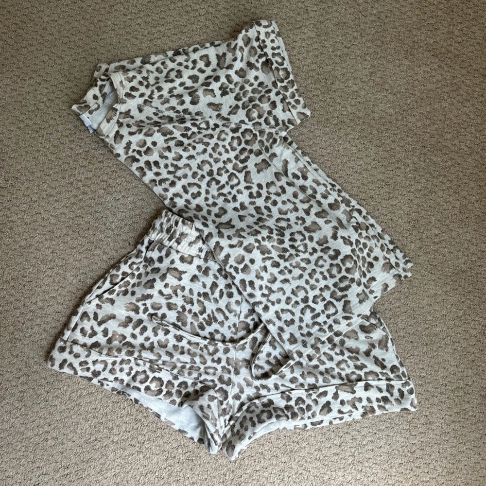 Gilli Leopard Print Set - Picture 3 of 3